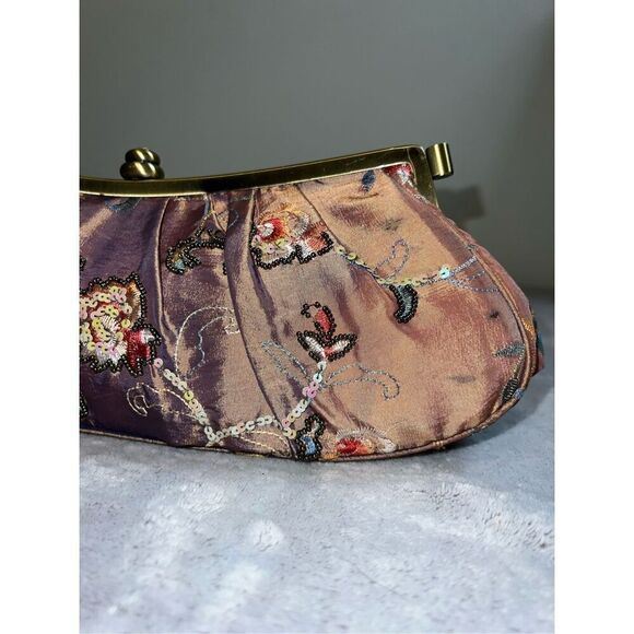 Women’s VTG Floral Clutch Brown with Embroidery - Picture 4 of 12